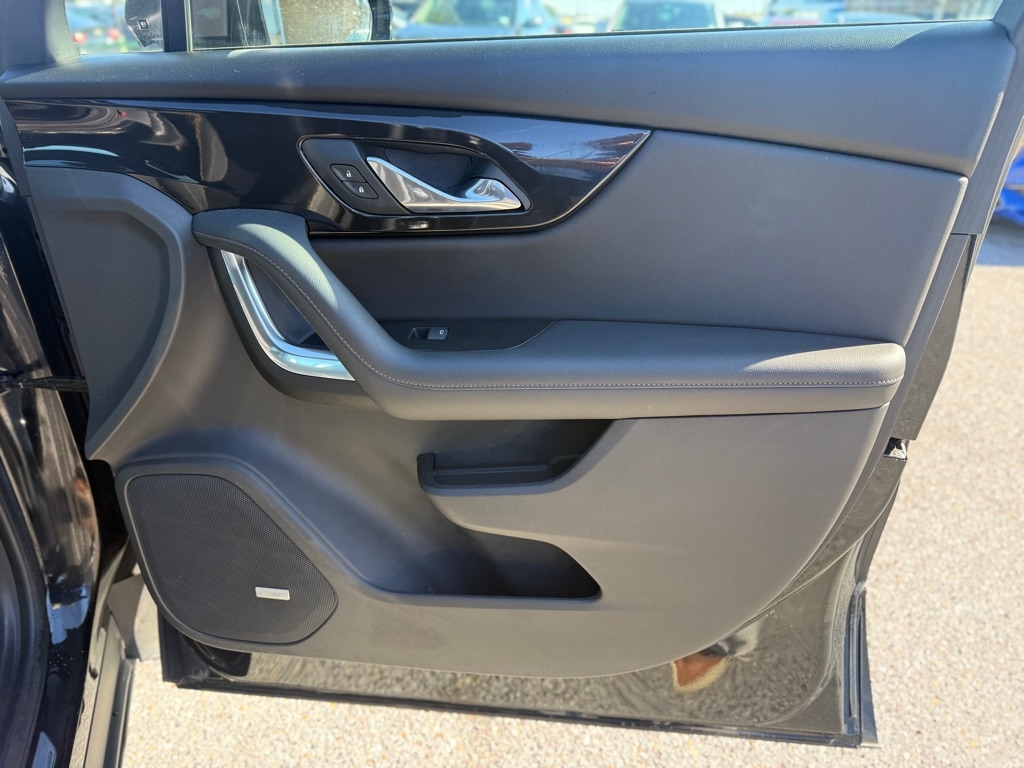 Chevrolet Blazer FWD 4dr Premier 2019