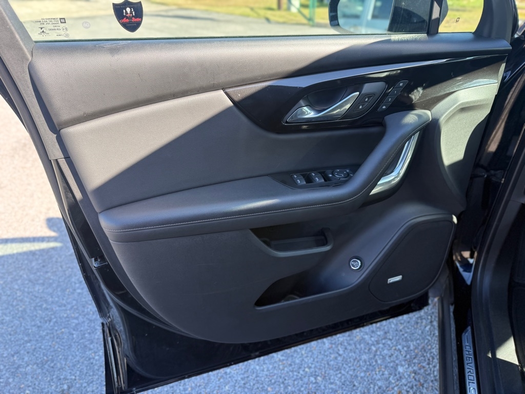 Chevrolet Blazer FWD 4dr Premier 2019