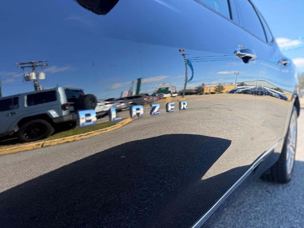 Chevrolet Blazer FWD 4dr Premier 2019