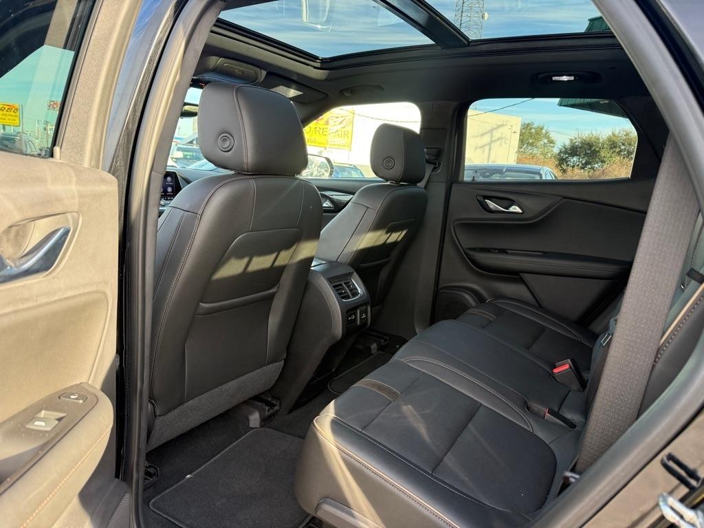 Chevrolet Blazer FWD 4dr Premier 2019