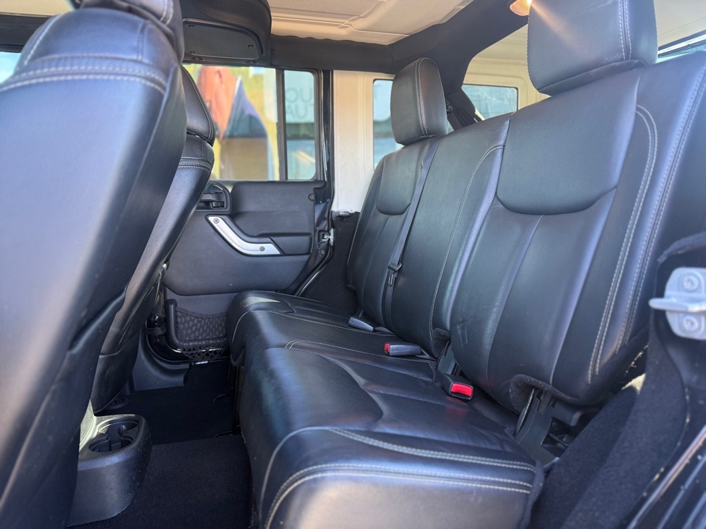 Jeep Wrangler Unlimited 4WD 4dr Rubicon Hard Rock 2016