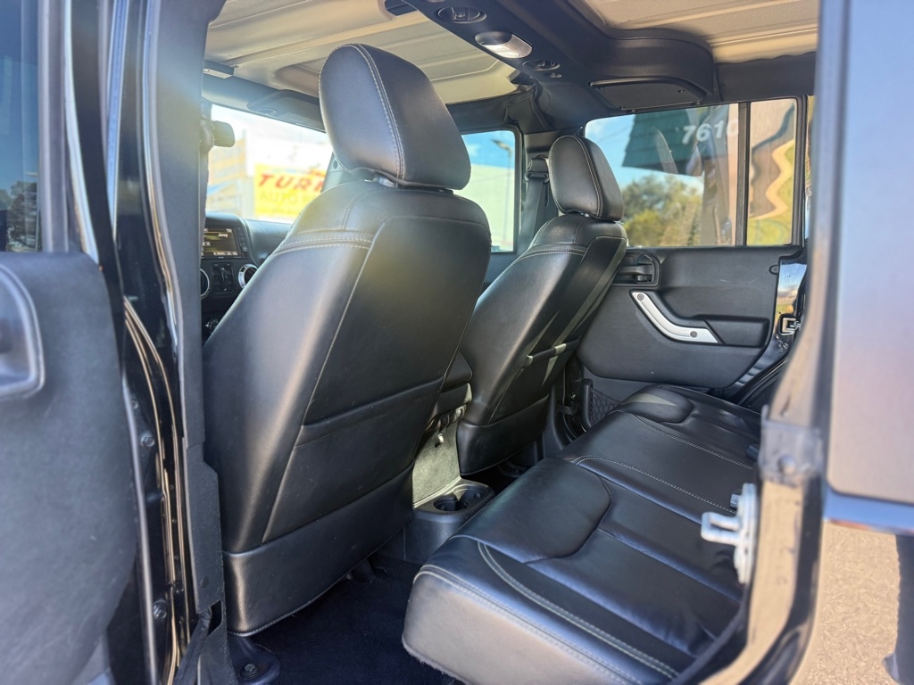 Jeep Wrangler Unlimited 4WD 4dr Rubicon Hard Rock 2016