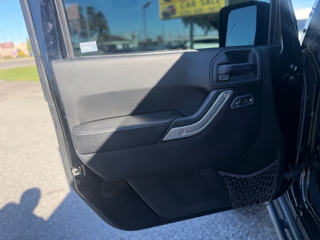 Jeep Wrangler Unlimited 4WD 4dr Rubicon Hard Rock 2016