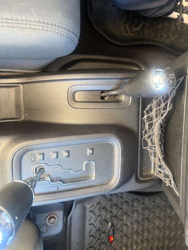 Jeep Wrangler Unlimited Sport 4WD 2012