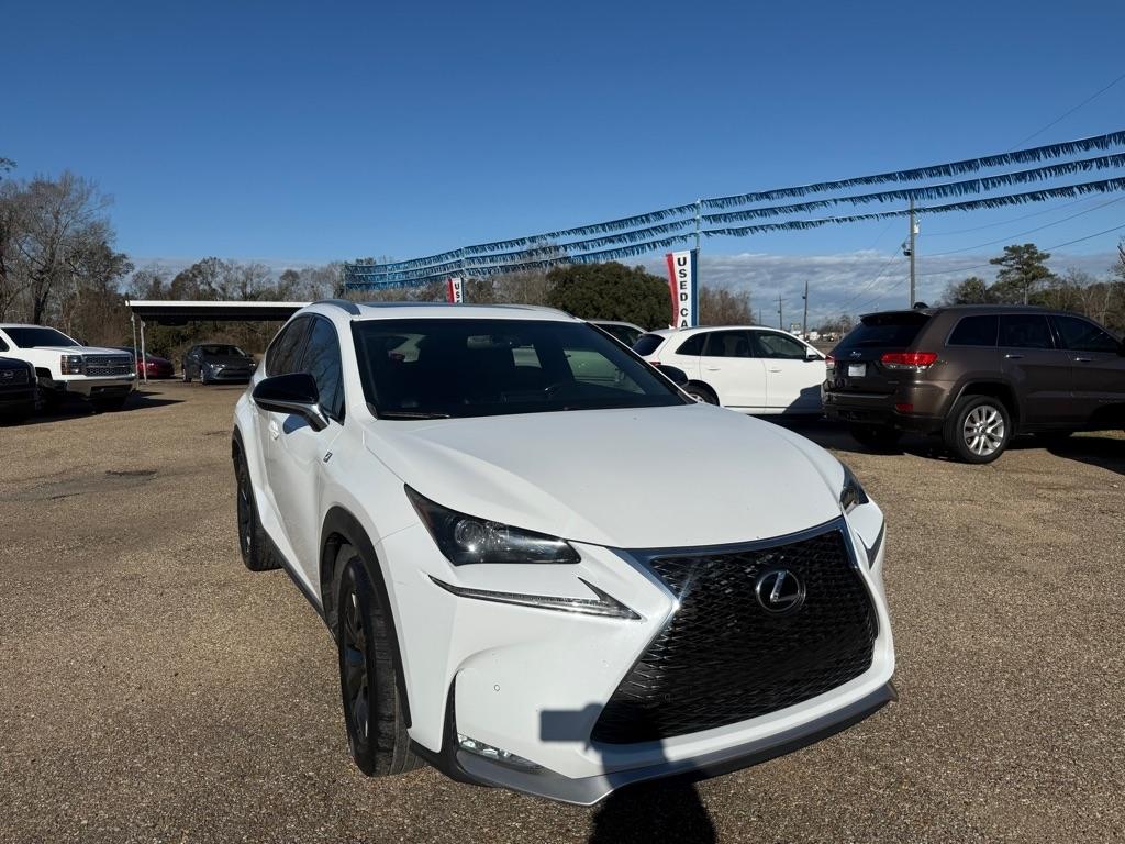 Lexus NX 200t FWD 2017
