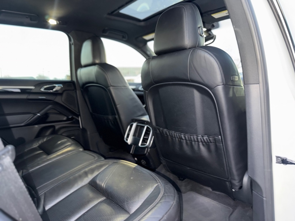 Porsche Cayenne AWD 4dr 2016