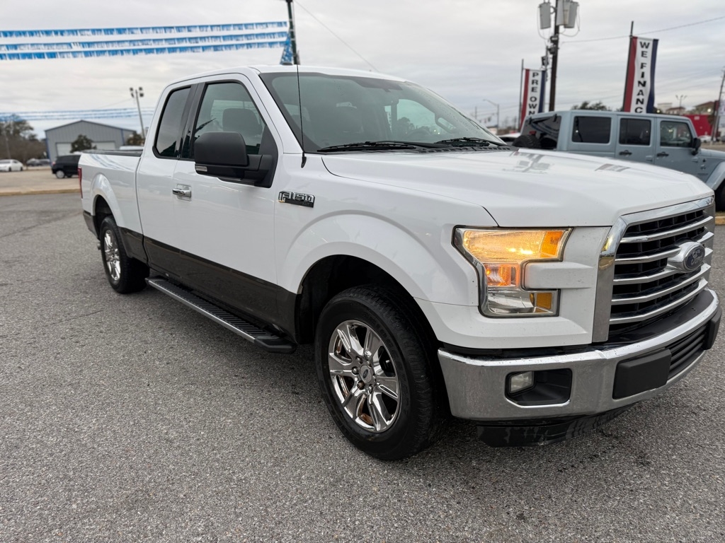 Ford F-150 2WD SuperCab 145" XLT 2015