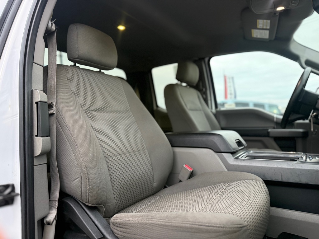 Ford F-150 2WD SuperCab 145" XLT 2015