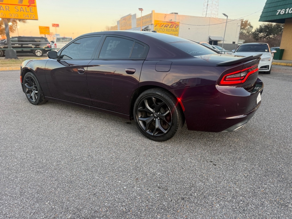 Dodge Charger SXT RWD 2020