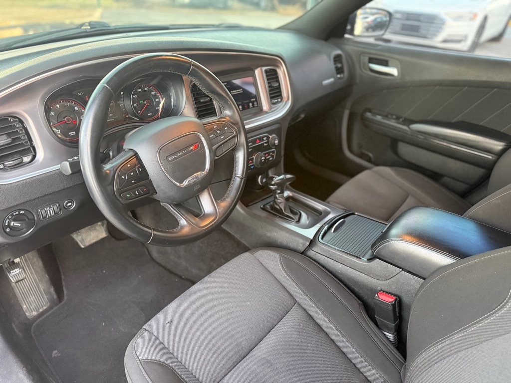 Dodge Charger SXT RWD 2020