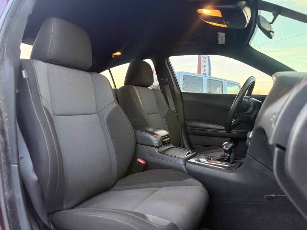 Dodge Charger SXT RWD 2020