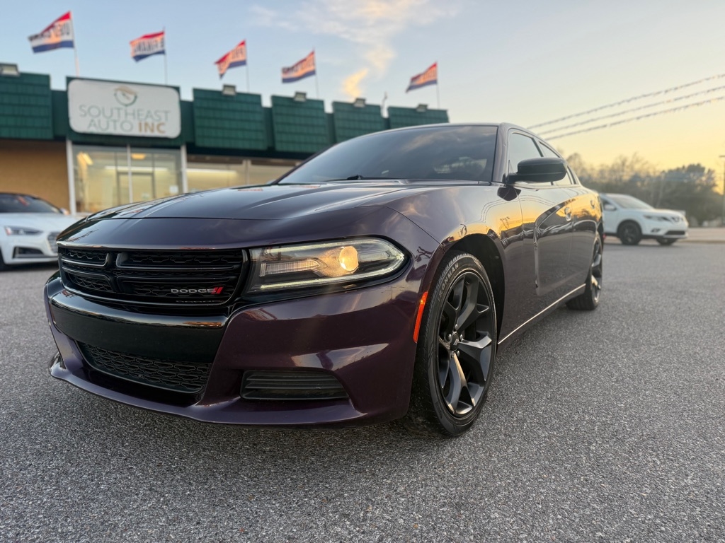 Dodge Charger SXT RWD 2020