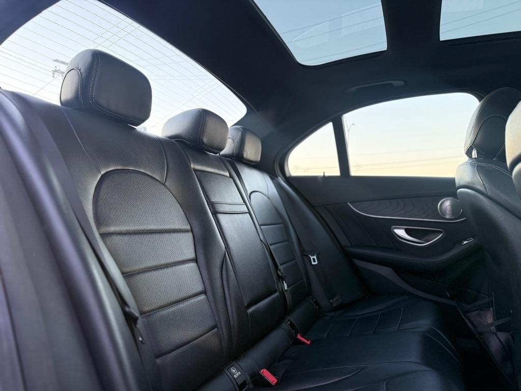 Mercedes-Benz C-Class 4dr Sdn C 300 4MATIC 2015