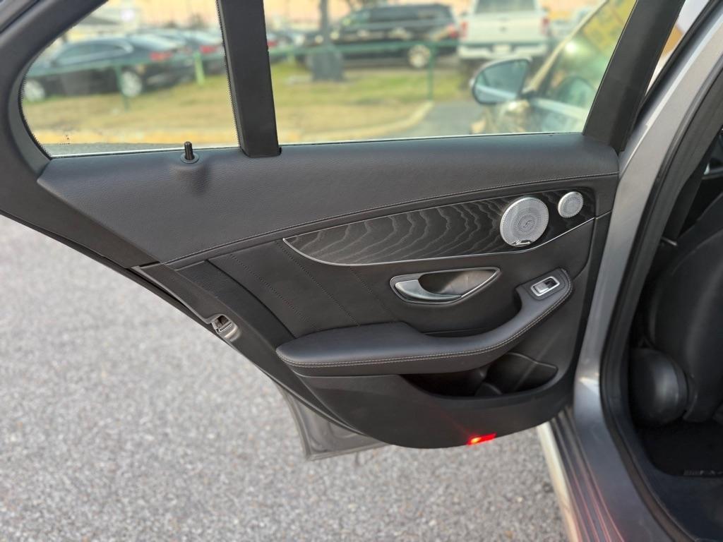 Mercedes-Benz C-Class 4dr Sdn C 300 4MATIC 2015