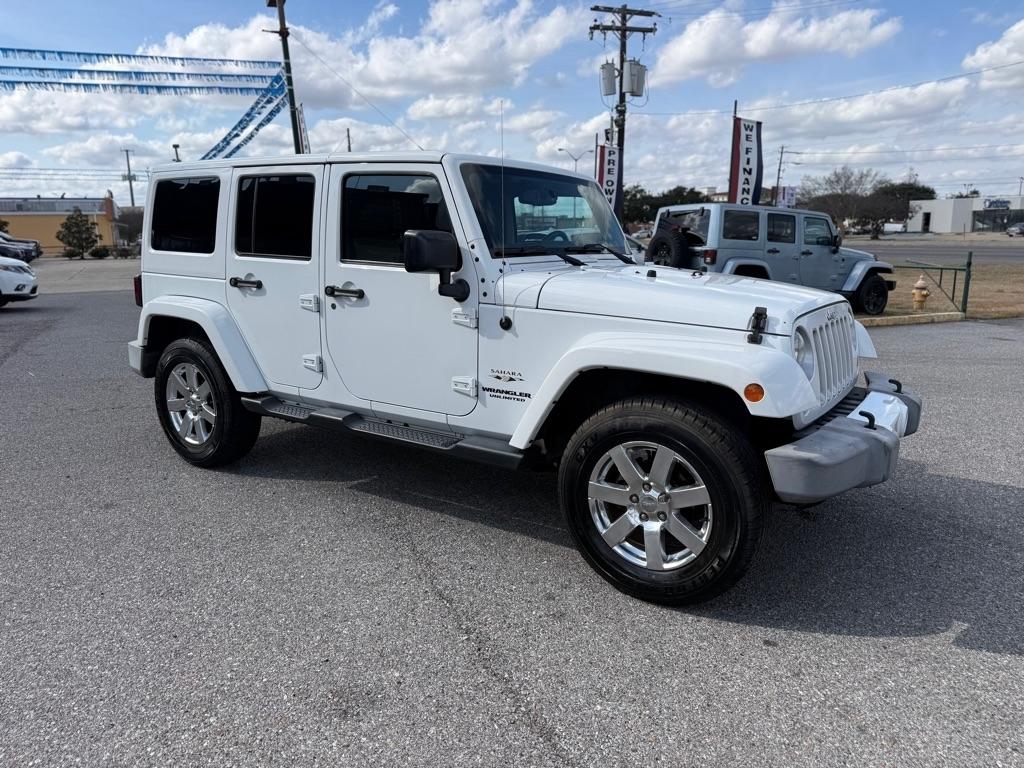 Jeep Wrangler Unlimited 4WD 4dr Sahara 2016