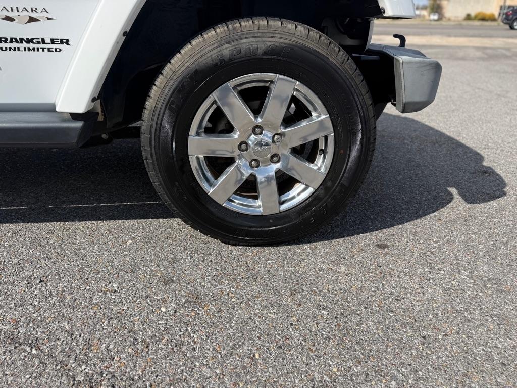 Jeep Wrangler Unlimited 4WD 4dr Sahara 2016