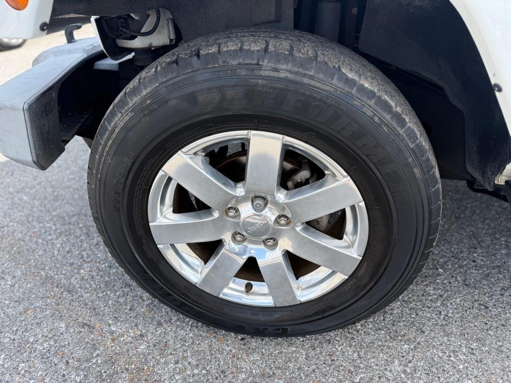 Jeep Wrangler Unlimited 4WD 4dr Sahara 2016