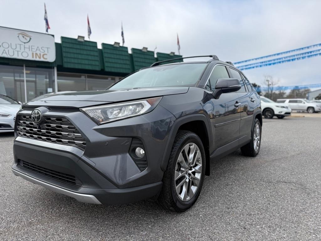 Toyota RAV4 Limited FWD (Natl) 2019
