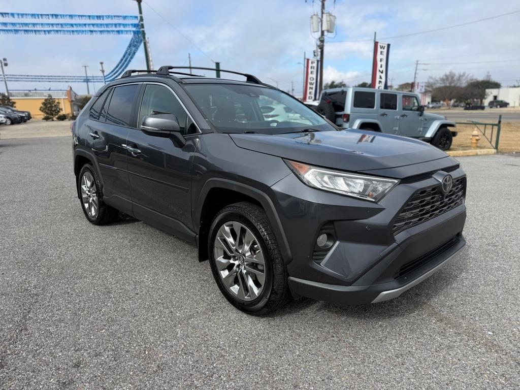Toyota RAV4 Limited FWD (Natl) 2019