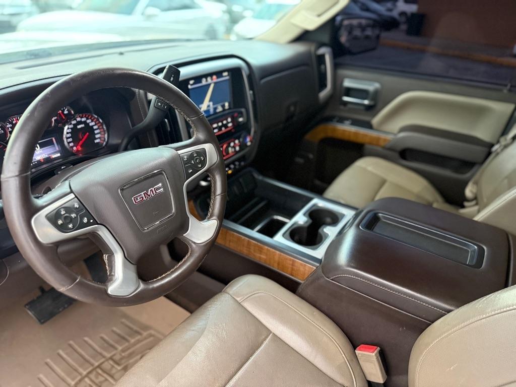 GMC Sierra 1500 4WD Crew Cab 143.5" SLT 2015