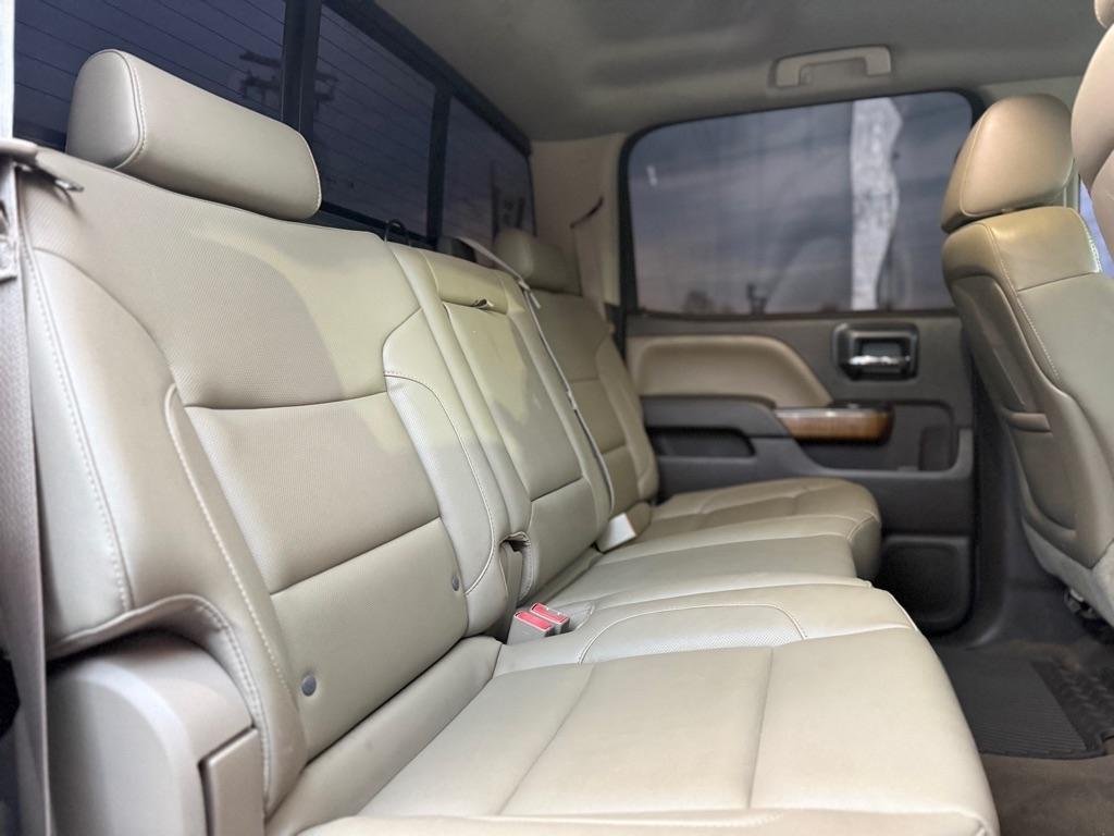 GMC Sierra 1500 4WD Crew Cab 143.5" SLT 2015