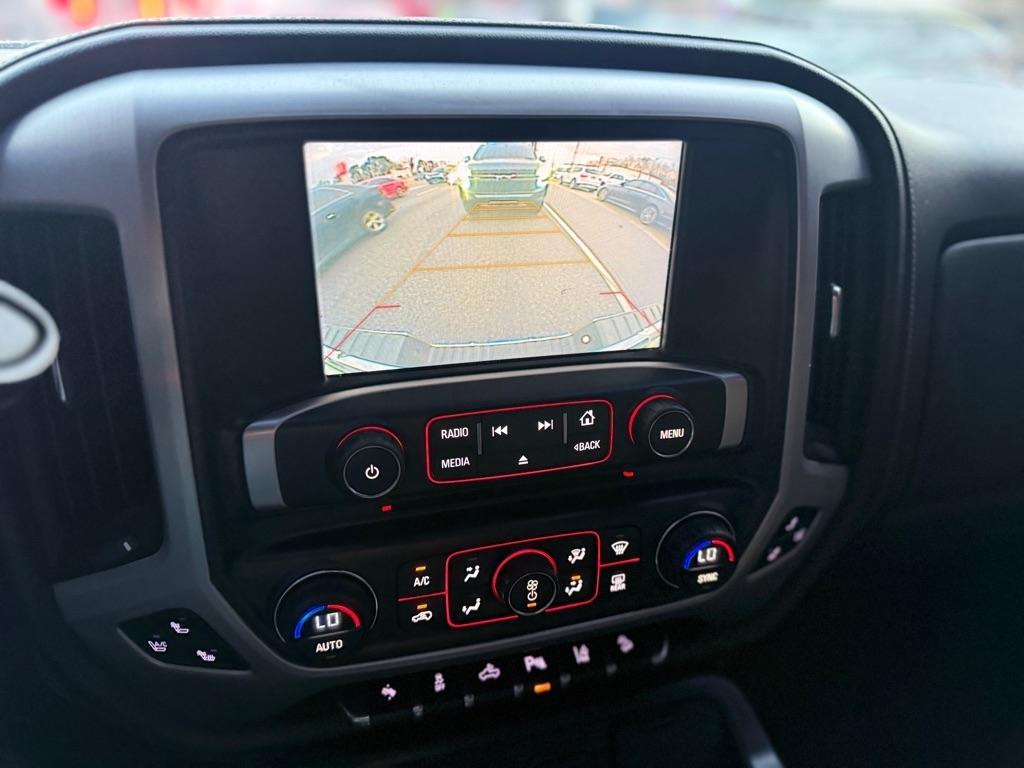 GMC Sierra 1500 4WD Crew Cab 143.5" SLT 2015