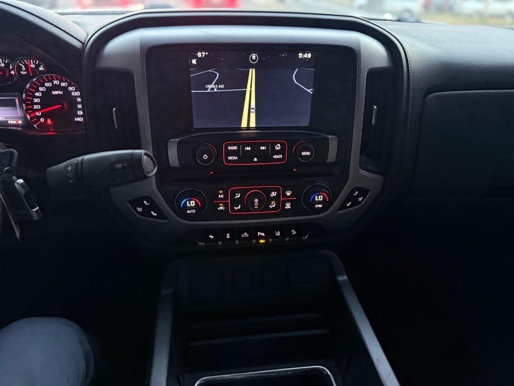 GMC Sierra 1500 4WD Crew Cab 143.5" SLT 2015