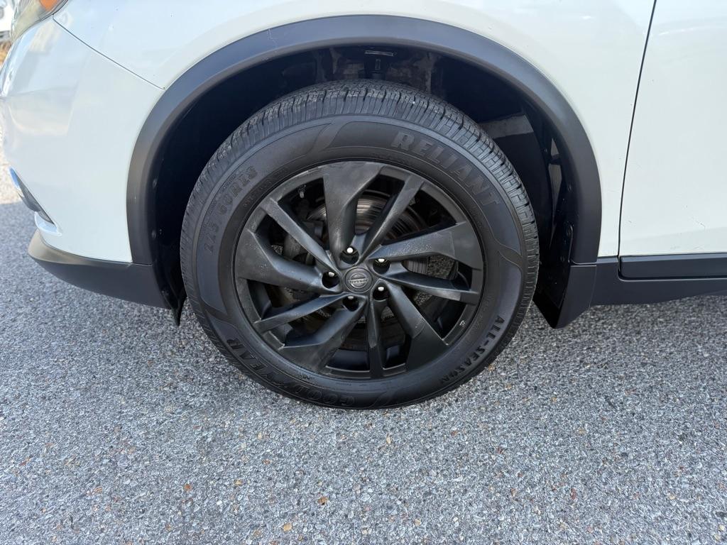 Nissan Rogue FWD 4dr SL 2015