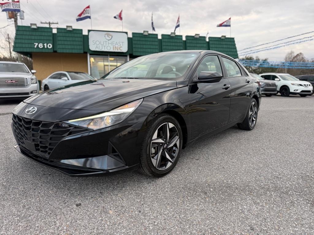 2023 Hyundai Elantra SEL IVT