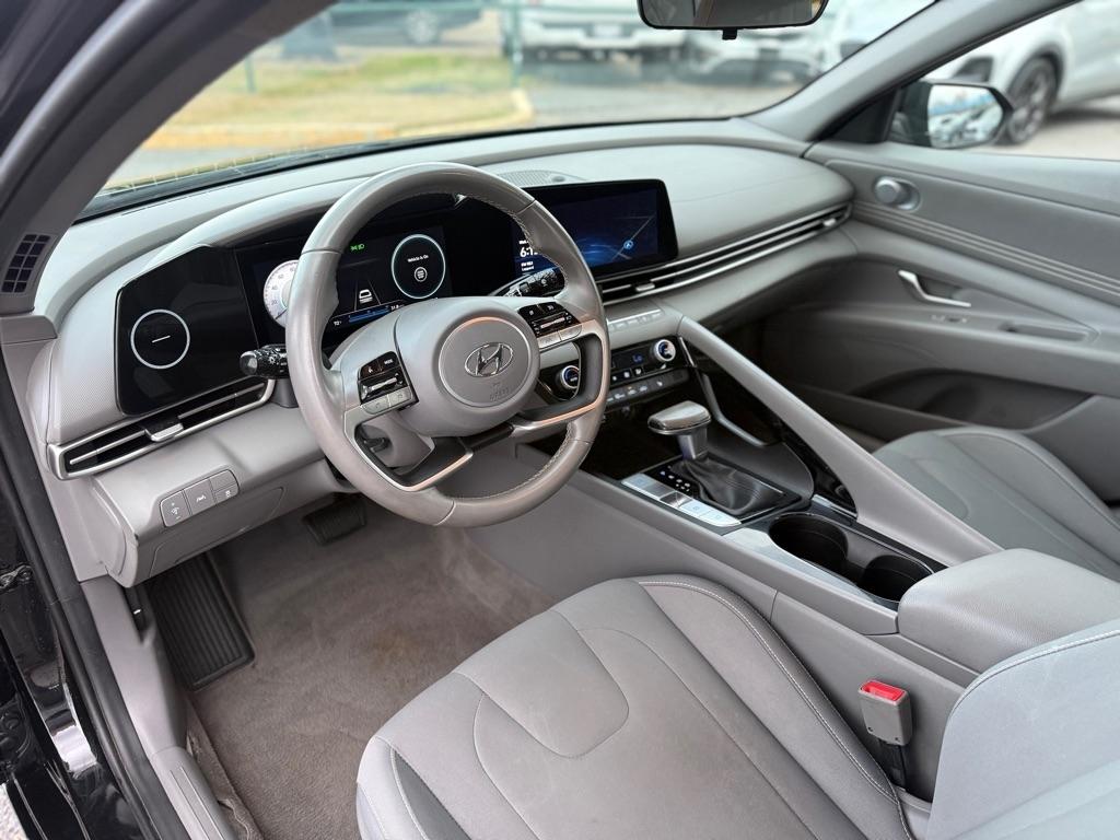 Hyundai Elantra SEL IVT 2023