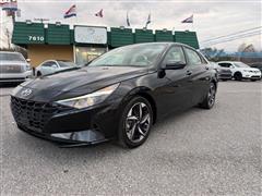2023 Hyundai Elantra 