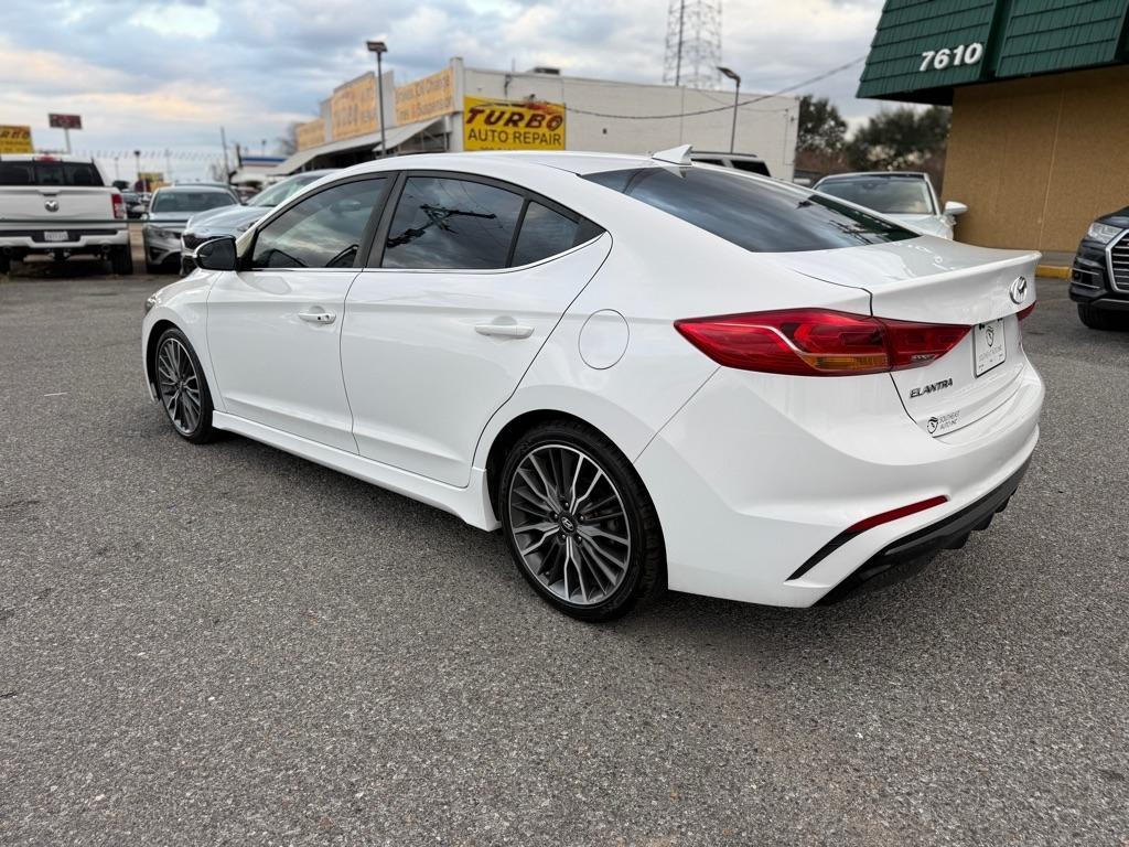 Hyundai Elantra Sport 1.6T Auto (Ulsan) 2017