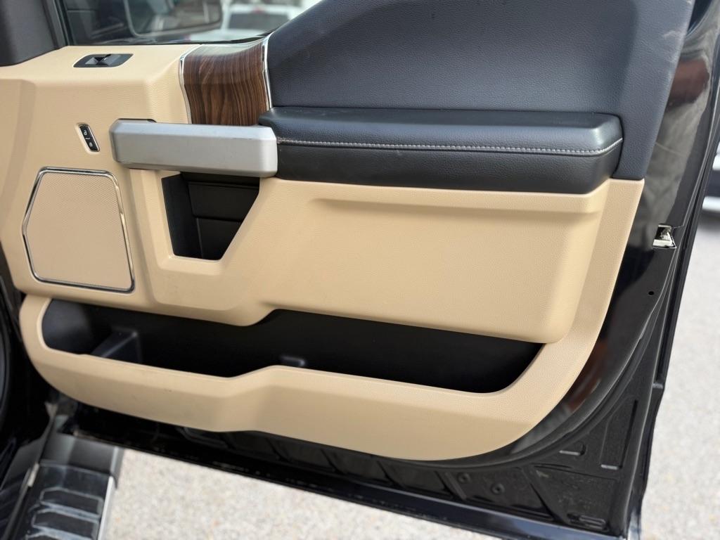 Ford F-150 King Ranch 2WD SuperCrew 5.5' Box 2017