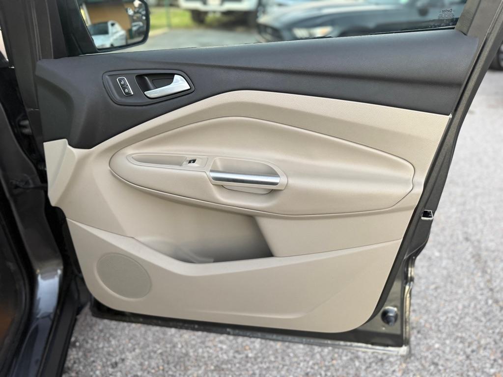 Ford Escape FWD 4dr SE 2015