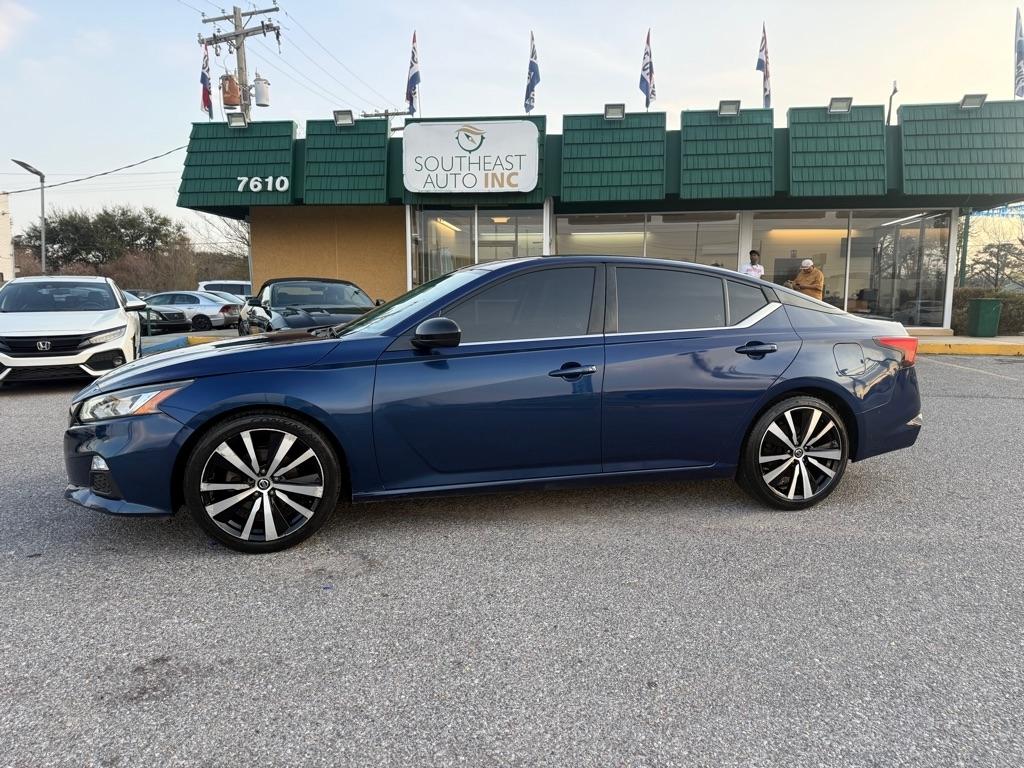 Nissan Altima 2.5 SR Sedan 2020