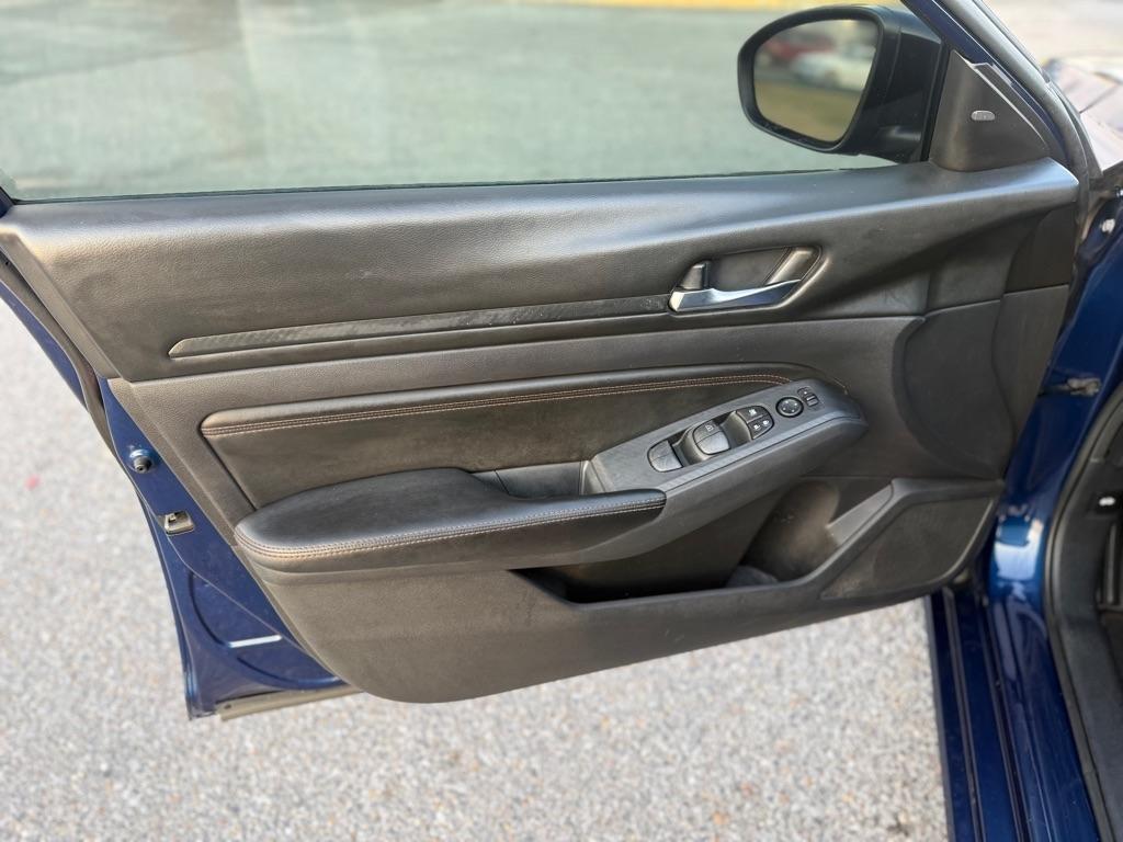 Nissan Altima 2.5 SR Sedan 2020