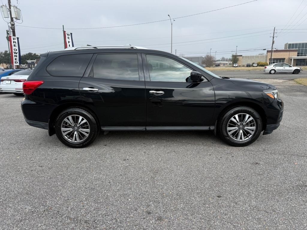 Nissan Pathfinder FWD S 2019