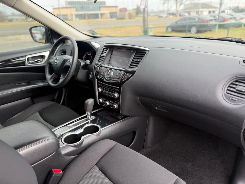 Nissan Pathfinder FWD S 2019