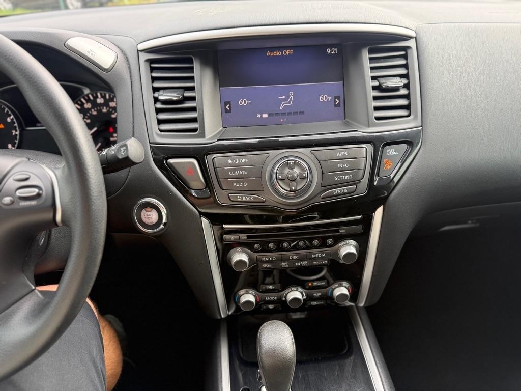 Nissan Pathfinder FWD S 2019