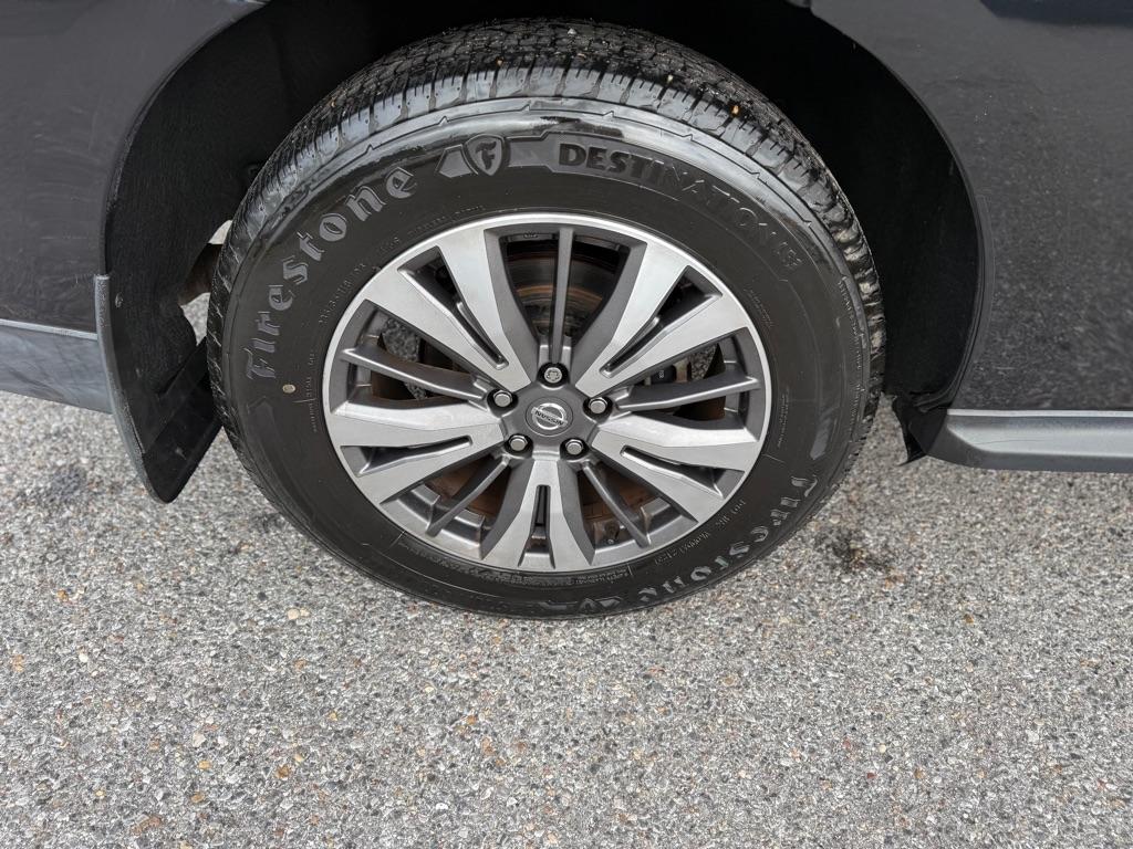 Nissan Pathfinder FWD S 2019