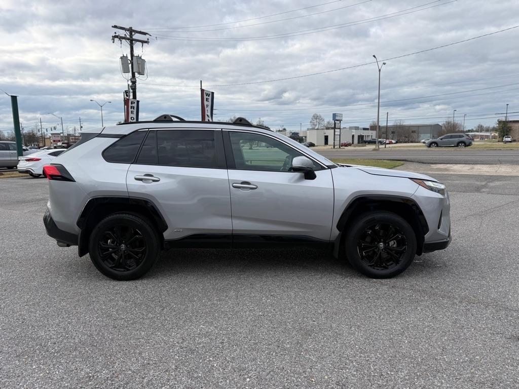 Toyota RAV4 Hybrid SE AWD (Natl) 2023