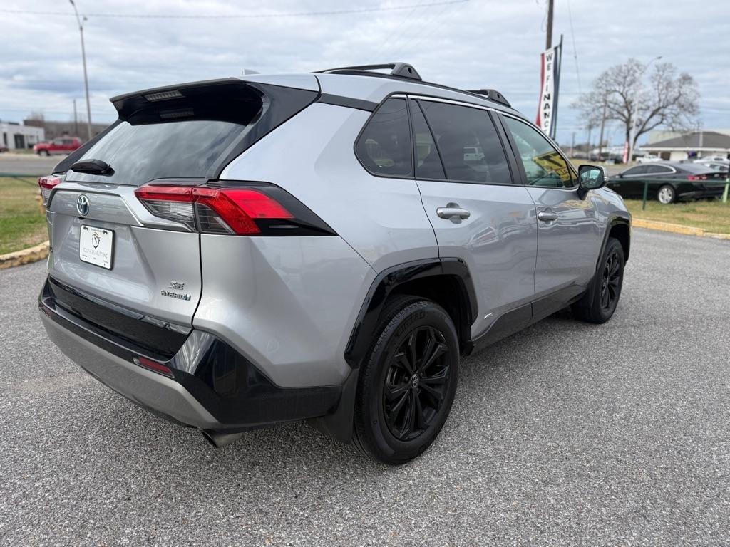 Toyota RAV4 Hybrid SE AWD (Natl) 2023