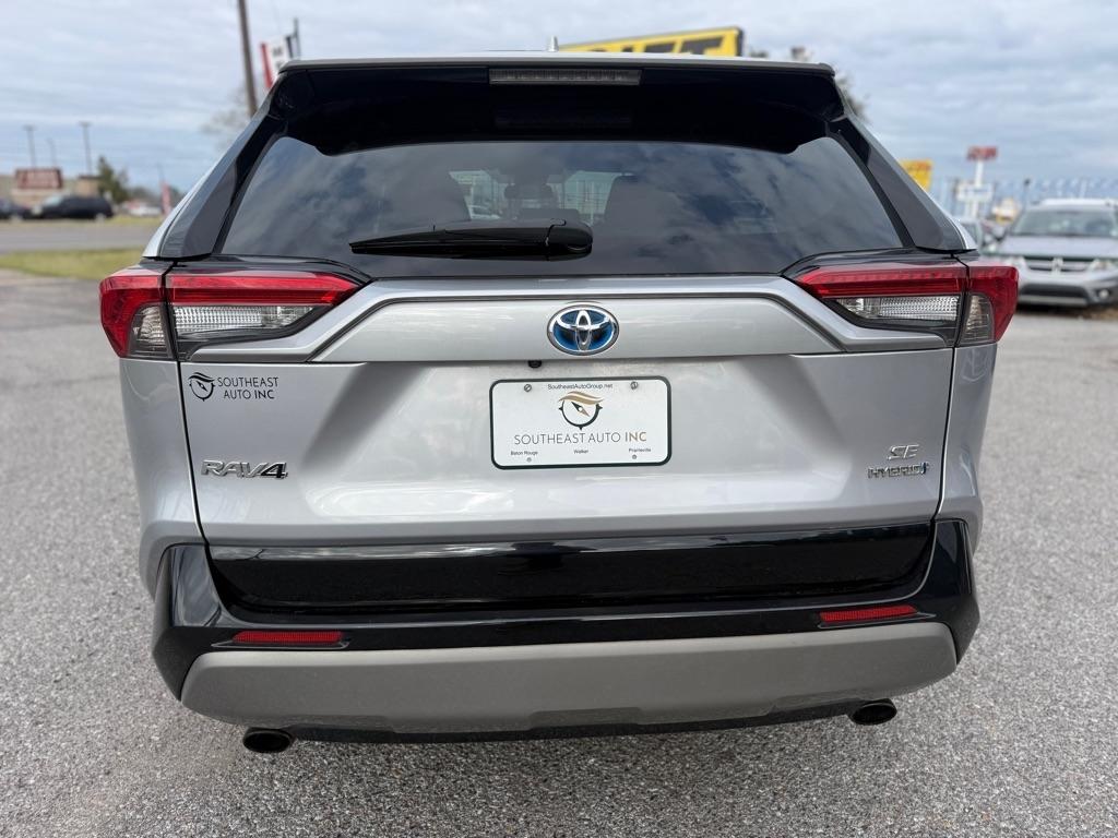 Toyota RAV4 Hybrid SE AWD (Natl) 2023