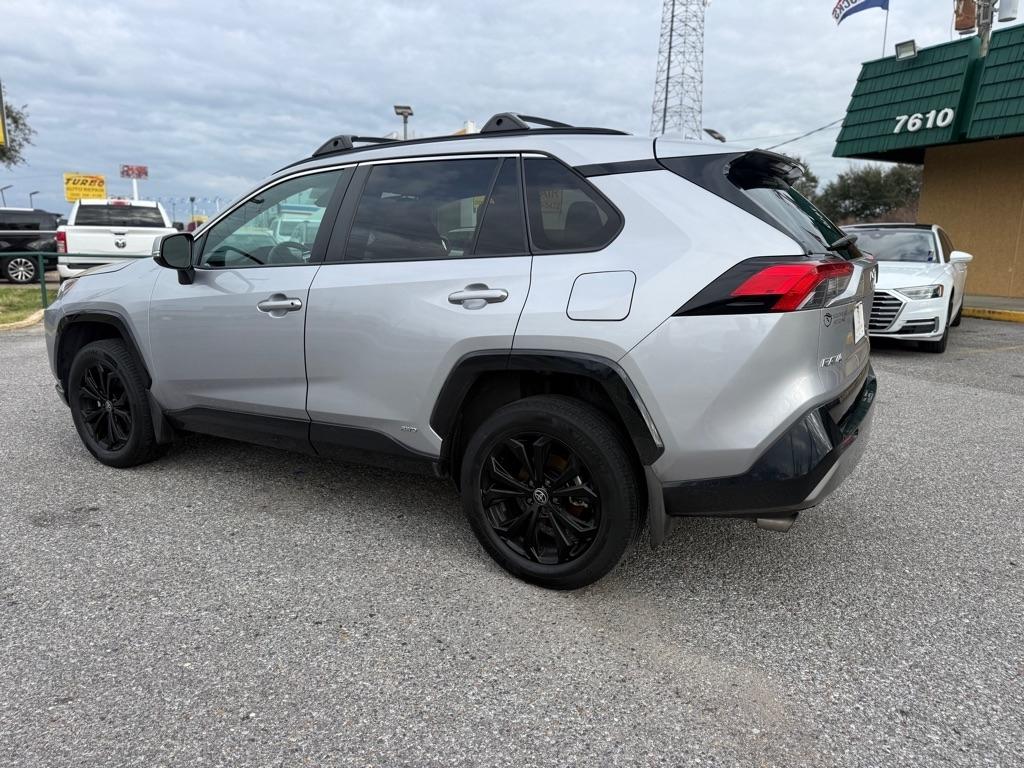 Toyota RAV4 Hybrid SE AWD (Natl) 2023