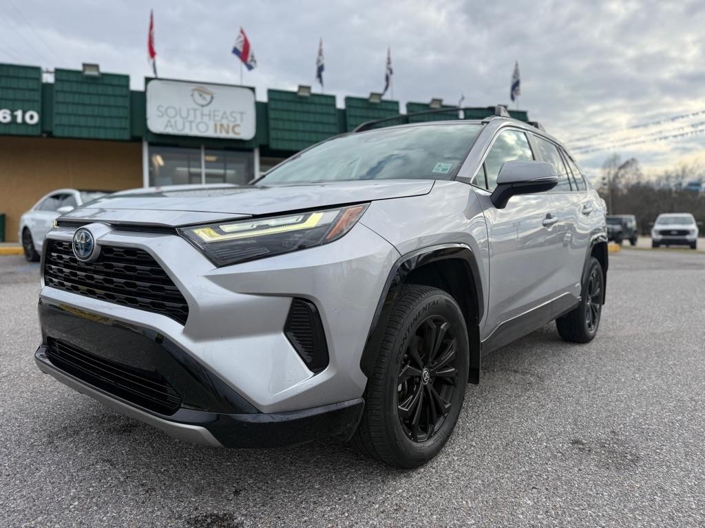 Toyota RAV4 Hybrid SE AWD (Natl) 2023