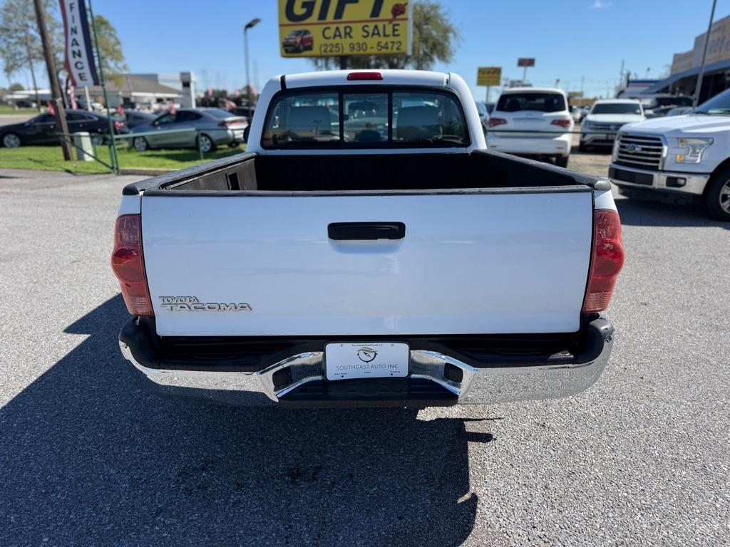 Toyota Tacoma 2WD Reg Cab I4 MT (Natl) 2012