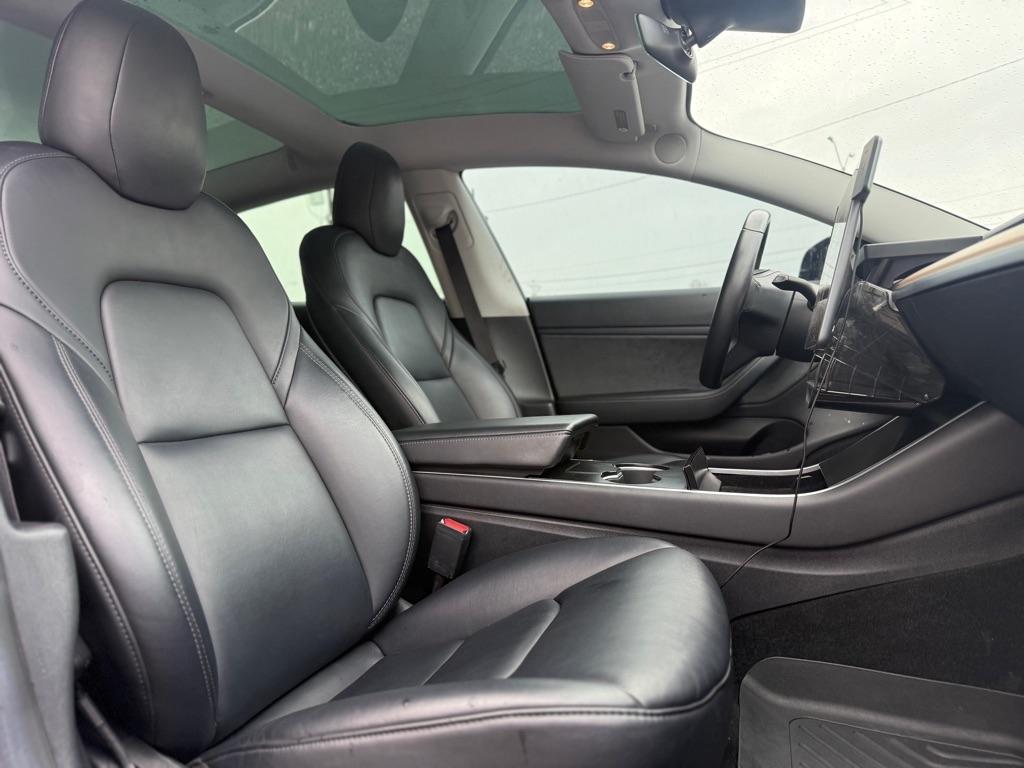 Tesla Model 3 Mid Range RWD *Ltd Avail* 2019