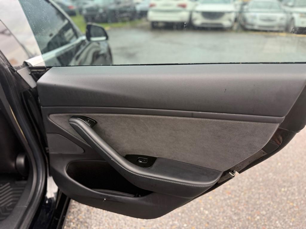 Tesla Model 3 Mid Range RWD *Ltd Avail* 2019