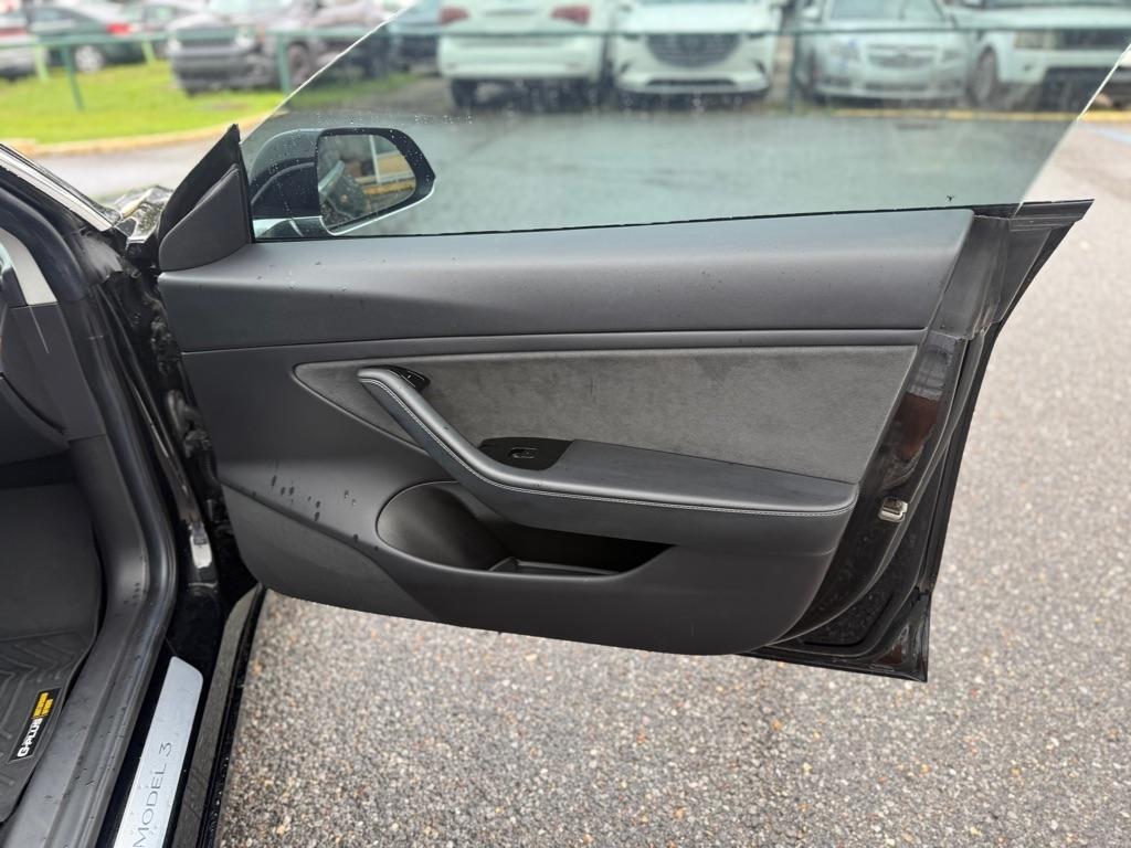 Tesla Model 3 Mid Range RWD *Ltd Avail* 2019