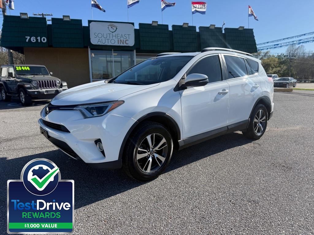 2017 Toyota RAV4 XLE FWD (Natl)